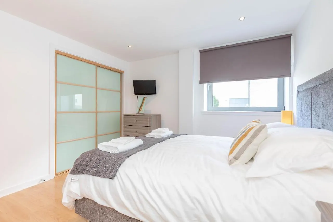 The Edinburgh Waterfront - 2 Bedroom Apartment