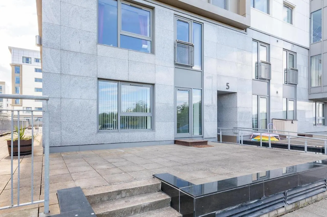 The Edinburgh Waterfront - 2 Bedroom Apartment