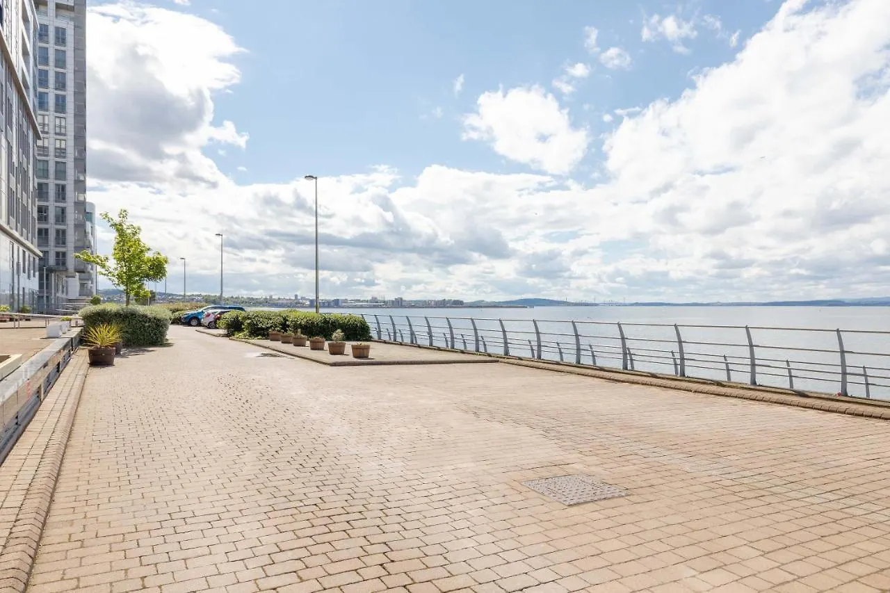 The Edinburgh Waterfront - 2 Bedroom Apartment